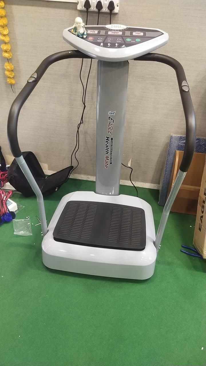 Physiotherapy Bolster for Patient Positioning and Rehabilitation